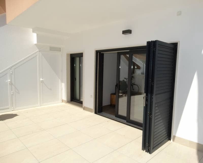 2 bedroom Townhouse for sale in Pilar de la Horadada with pool - € 245,000 (Ref: 9989617)