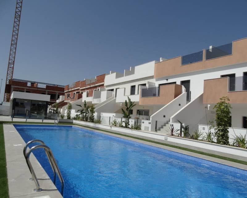 2 bedroom Townhouse for sale in Pilar de la Horadada with pool - € 245,000 (Ref: 9989617)