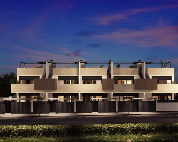 Casa de 3 habitaciones en Pilar de la Horadada ciudad, Pilar de la Horadada en venta - 434.000 € (Ref: 9989637)