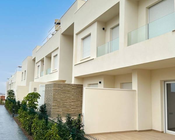 Casa de 3 habitaciones en Algorfa en venta con piscina - 365.000 € (Ref: 9989642)