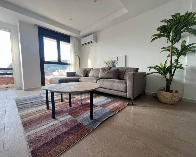 2 soverom Kjedet enebolig til salgs i Portman med svømmebasseng - € 208 000 (Ref: 9989664)