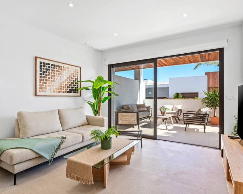 2 sovrum Lägenhet till salu i Los Alcazares med pool - 279 000 € (Ref: 9989674)