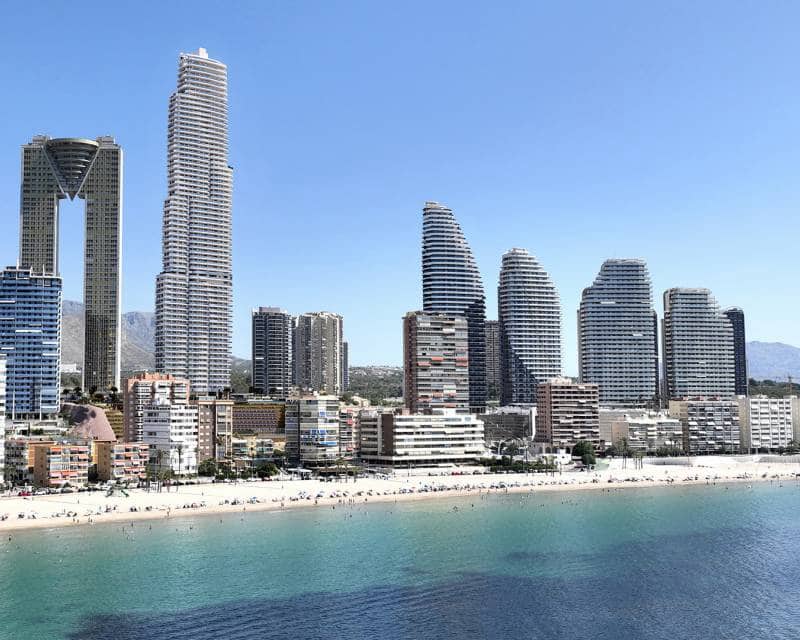 1 quarto Apartamento para venda em Benidorm com piscina - 607 000 € (Ref: 9989681)