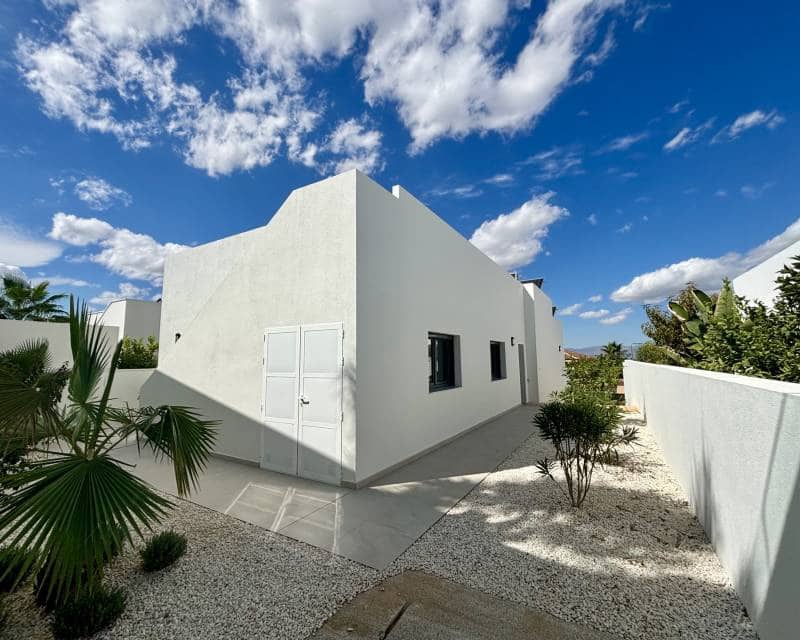 3 soveværelse Villa til salg i Benijofar - € 589.000 (Ref: 9989686)