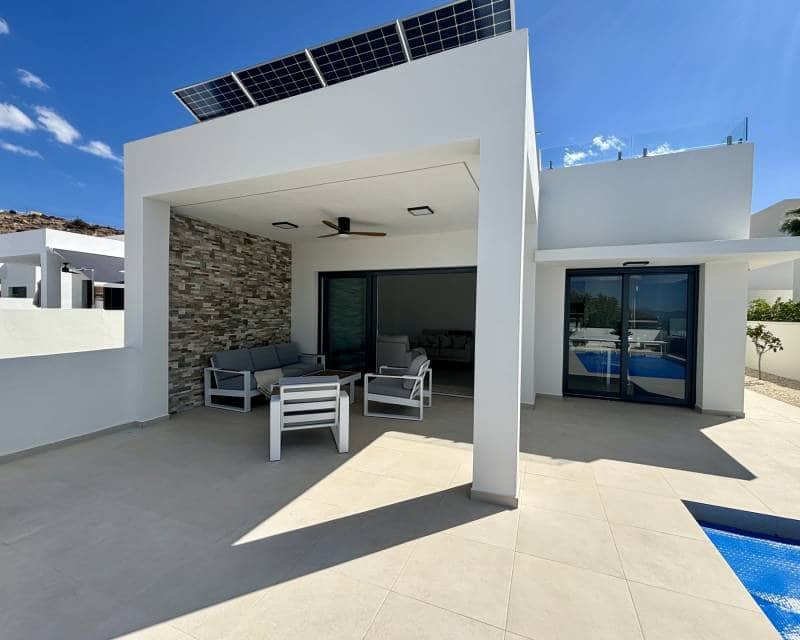 3 soveværelse Villa til salg i Benijofar - € 589.000 (Ref: 9989686)