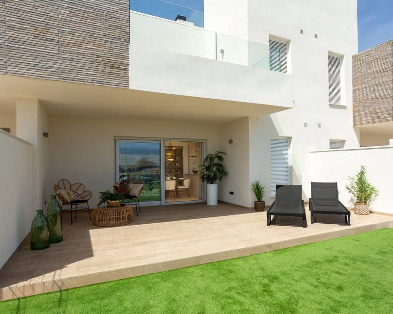 2 chambre Maison de Ville à vendre à Algorfa avec piscine - 299 000 € (Ref: 9989687)