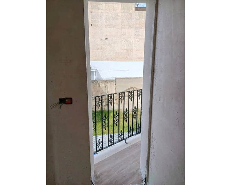Apartamento de 2 habitaciones en Bigastro en venta - 176.000 € (Ref: 9989702)
