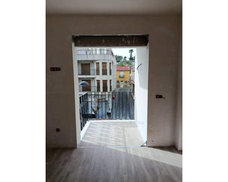 Apartamento de 2 habitaciones en Bigastro en venta - 176.000 € (Ref: 9989702)