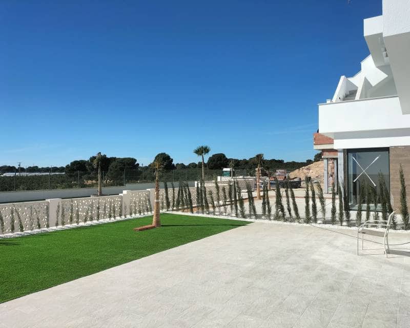 3 soveværelse Villa til salg i Pilar de la Horadada med swimmingpool - € 420.000 (Ref: 9989707)