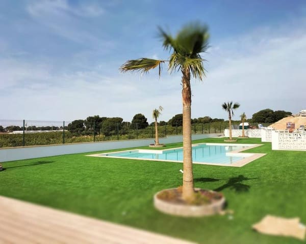 3 soveværelse Villa til salg i Pinar de Campoverde, Pilar de la Horadada med swimmingpool - € 420.000 (Ref: 9989707)