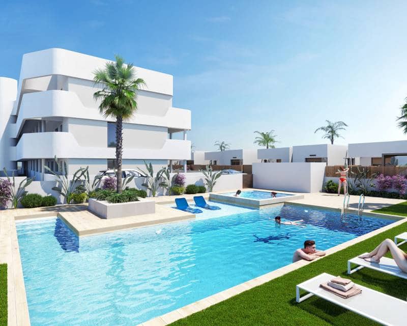 2 soveværelse Lejlighed til salg i Los Alcazares med swimmingpool - € 269.000 (Ref: 9989755)