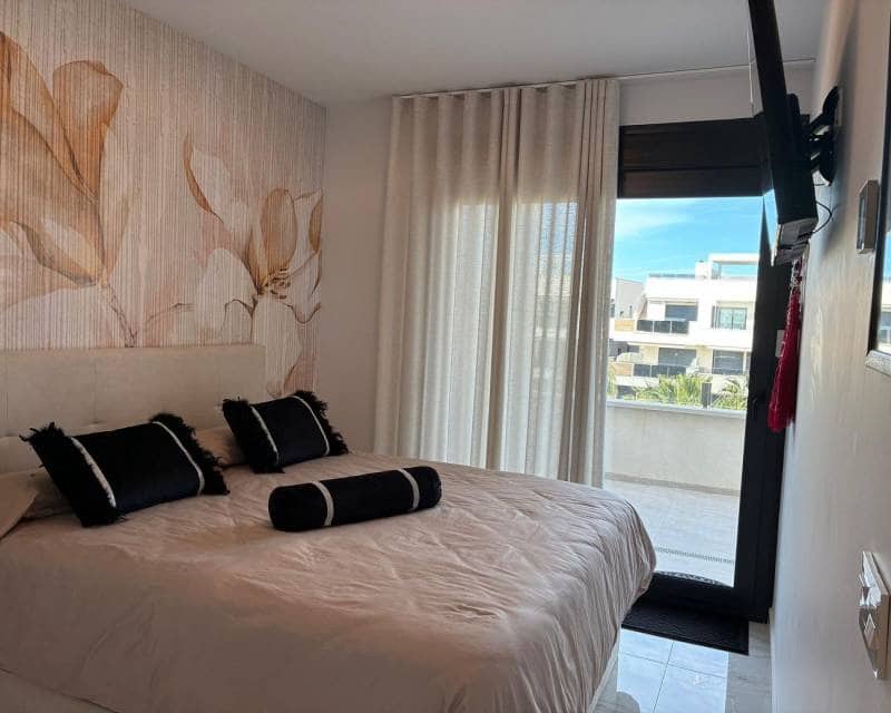 3 soveværelse Penthouse til salg i Los Altos med swimmingpool - € 529.000 (Ref: 9991534)