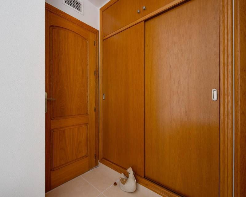 Ático de 3 habitaciones en Torrevieja en venta con piscina - 350.000 € (Ref: 9991854)