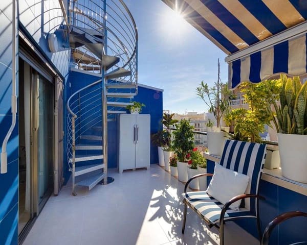 3 soveværelse Penthouse til salg i Playa de los Locos, Torrevieja med swimmingpool - € 350.000 (Ref: 9991854)