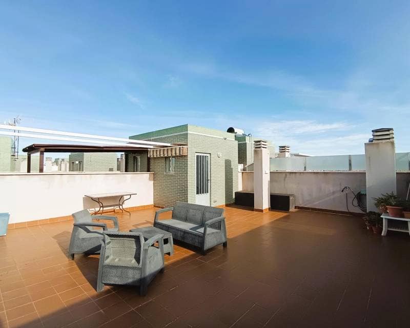 2 makuuhuone Kattohuoneisto myytävänä paikassa Cabo Roig mukana uima-altaan - 219 000 € (Ref: 9991855)