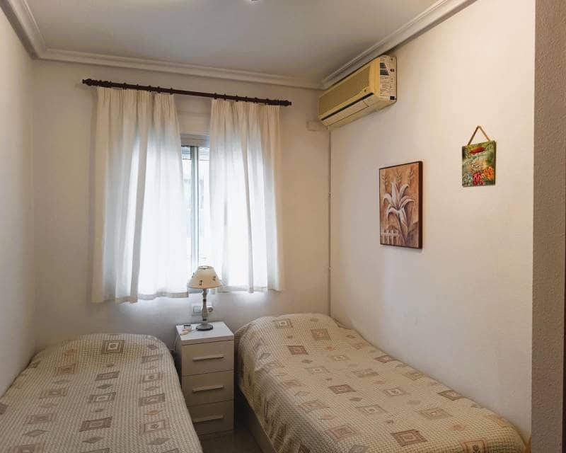 2 makuuhuone Kattohuoneisto myytävänä paikassa Cabo Roig mukana uima-altaan - 219 000 € (Ref: 9991855)