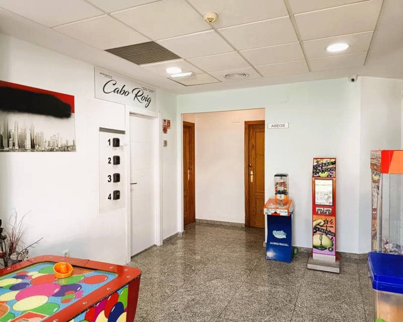 2 makuuhuone Kattohuoneisto myytävänä paikassa Cabo Roig mukana uima-altaan - 219 000 € (Ref: 9991855)