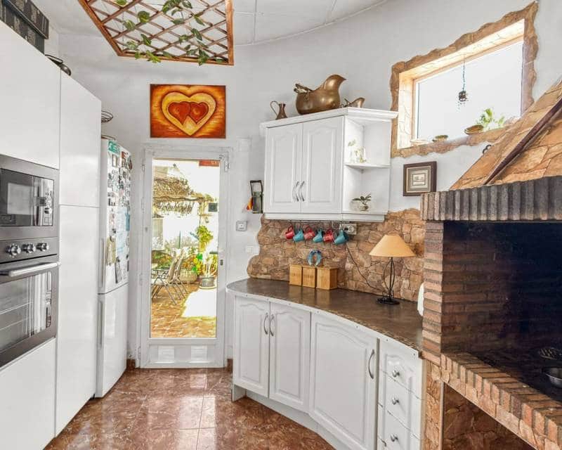 7 soveværelse Villa til salg i Ciudad Quesada med swimmingpool - € 1.299.000 (Ref: 9991997)