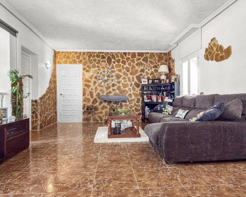 7 soveværelse Villa til salg i Ciudad Quesada med swimmingpool - € 1.299.000 (Ref: 9991997)