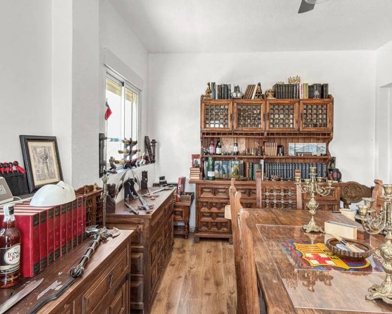 7 soveværelse Villa til salg i Ciudad Quesada med swimmingpool - € 1.299.000 (Ref: 9991997)