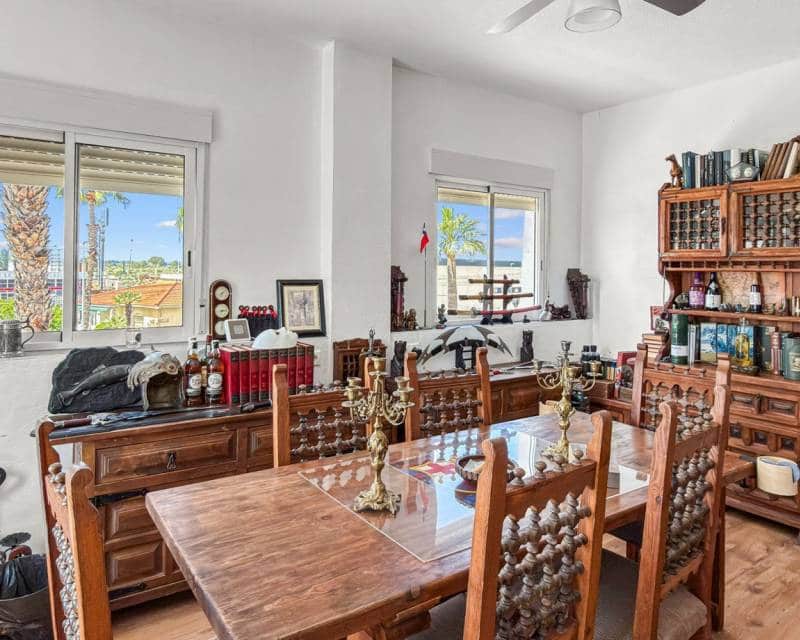 7 soveværelse Villa til salg i Ciudad Quesada med swimmingpool - € 1.299.000 (Ref: 9991997)