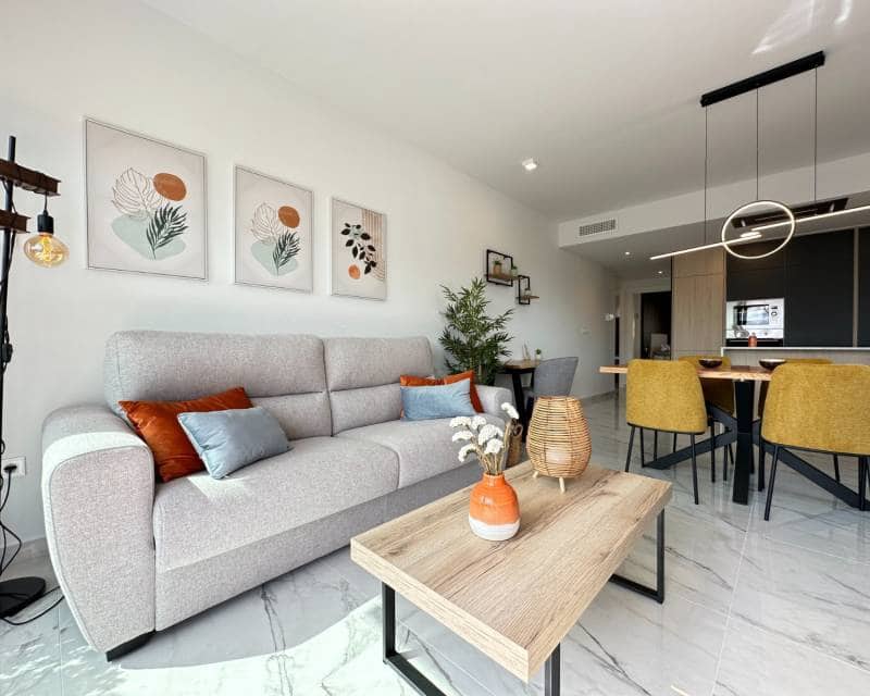2 chambre Penthouse à vendre à Playa Flamenca avec piscine - 595 000 € (Ref: 9991998)