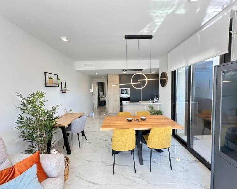 2 chambre Penthouse à vendre à Playa Flamenca avec piscine - 595 000 € (Ref: 9991998)