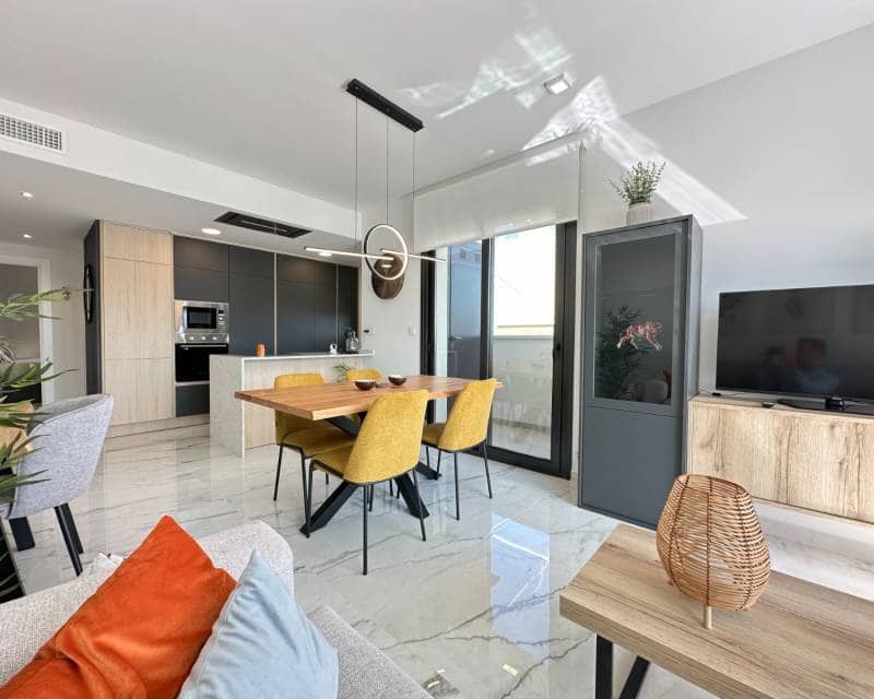 2 chambre Penthouse à vendre à Playa Flamenca avec piscine - 595 000 € (Ref: 9991998)