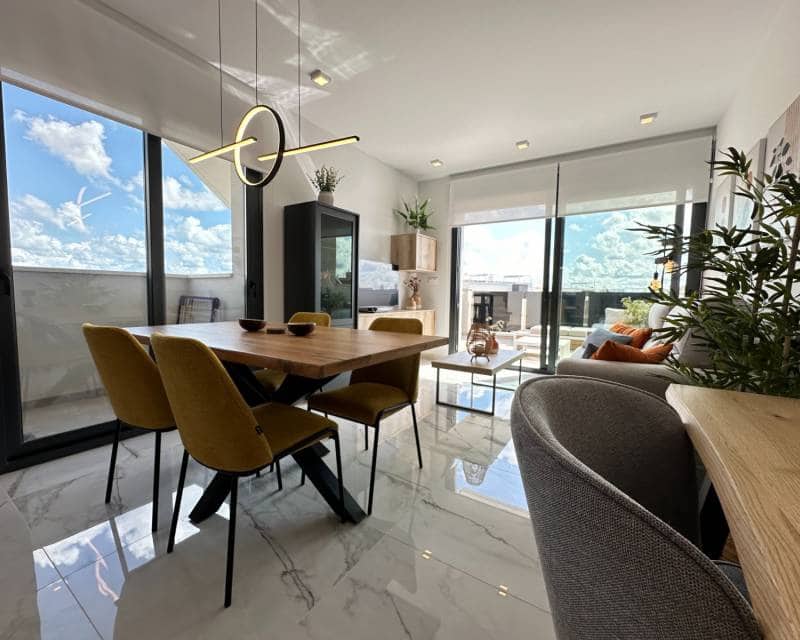 2 chambre Penthouse à vendre à Playa Flamenca avec piscine - 595 000 € (Ref: 9991998)