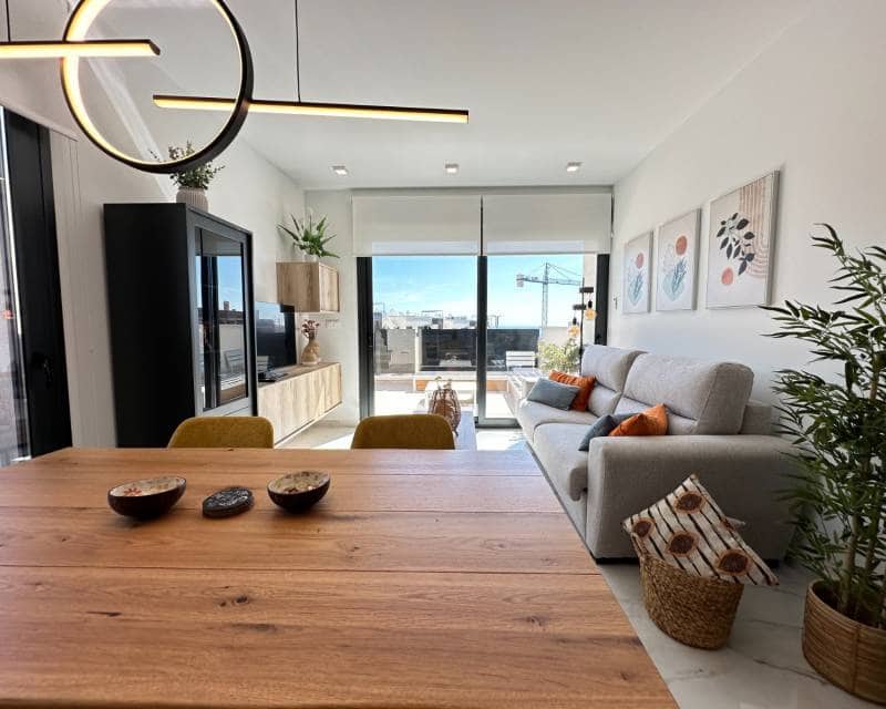 2 chambre Penthouse à vendre à Playa Flamenca avec piscine - 595 000 € (Ref: 9991998)