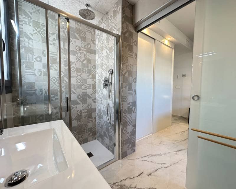 2 chambre Penthouse à vendre à Playa Flamenca avec piscine - 595 000 € (Ref: 9991998)