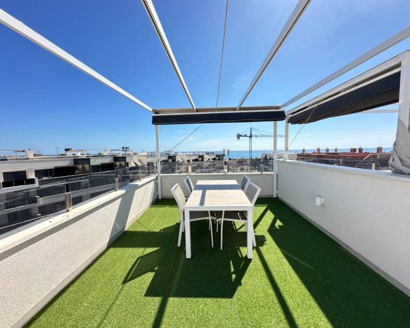 2 chambre Penthouse à vendre à Playa Flamenca avec piscine - 595 000 € (Ref: 9991998)