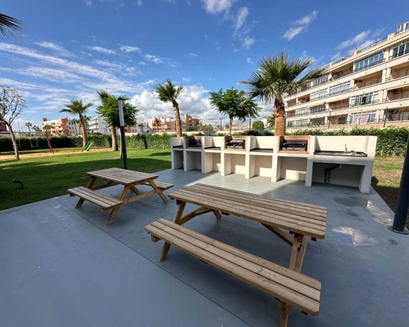2 chambre Penthouse à vendre à Playa Flamenca avec piscine - 595 000 € (Ref: 9991998)