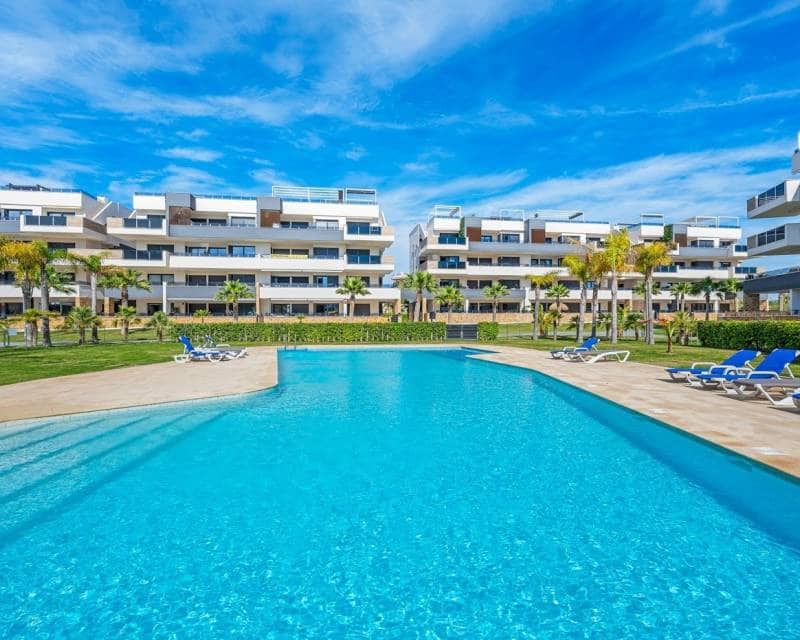 2 chambre Penthouse à vendre à Playa Flamenca avec piscine - 595 000 € (Ref: 9991998)