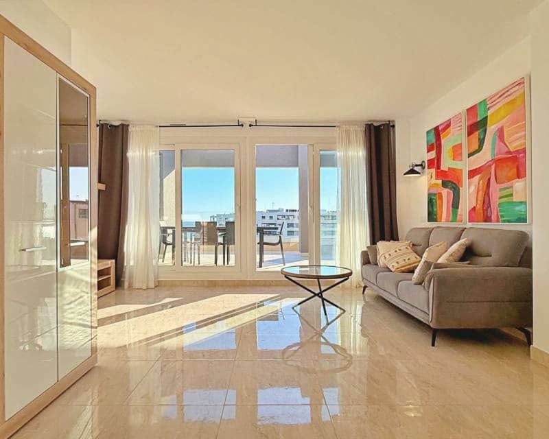 3 Zimmer Penthouse zu verkaufen in Punta Prima - 765.000 € (Ref: 9991999)