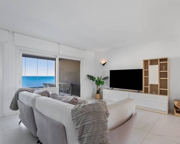 2 soveværelse Lejlighed til salg i Punta Prima, Torrevieja - € 765.000 (Ref: 9996058)