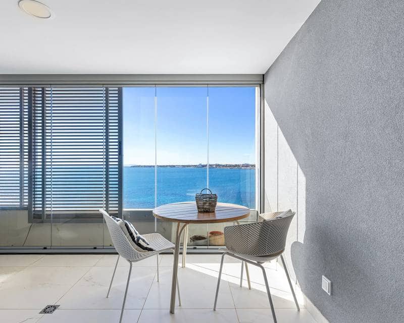 2 soveværelse Lejlighed til salg i Punta Prima - € 765.000 (Ref: 9996058)
