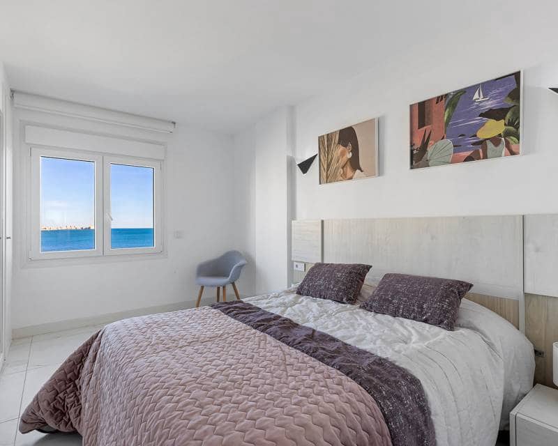 2 soveværelse Lejlighed til salg i Punta Prima - € 765.000 (Ref: 9996058)