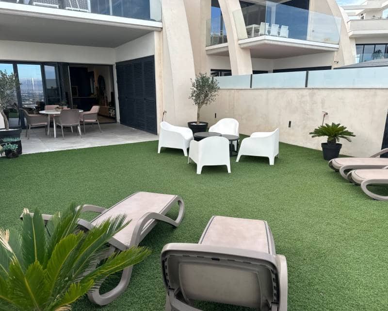 2 soveværelse Lejlighed til salg i Ciudad Quesada med swimmingpool - € 399.000 (Ref: 9996059)
