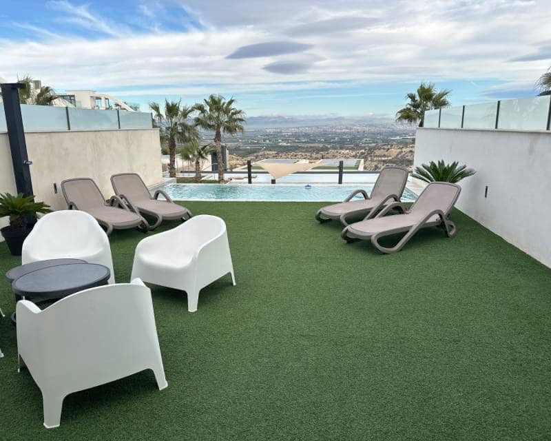2 soveværelse Lejlighed til salg i Ciudad Quesada med swimmingpool - € 399.000 (Ref: 9996059)
