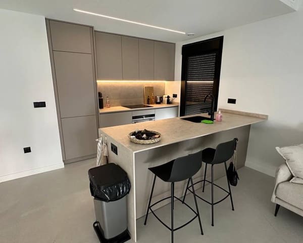 4 makuuhuone Huvila myytävänä paikassa Ciudad Quesada, Rojales mukana uima-altaan - 595 000 € (Ref: 9996060)