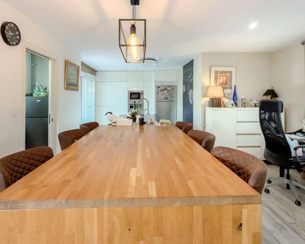 Chalet de 2 habitaciones en El Chaparral - La Siesta - La Torreta, Torrevieja en venta con piscina - 465.000 € (Ref: 9996245)