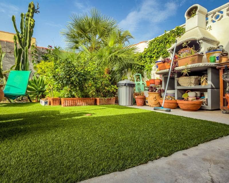 2 bedroom Villa for sale in Torrevieja with pool - € 465,000 (Ref: 9996245)