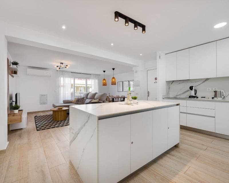 3 makuuhuone Huoneisto myytävänä paikassa Torrevieja - 220 000 € (Ref: 9996246)