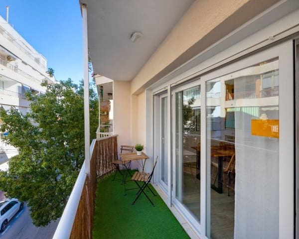 Apartamento de 3 habitaciones en Playa del Cura, Torrevieja en venta - 220.000 € (Ref: 9996246)