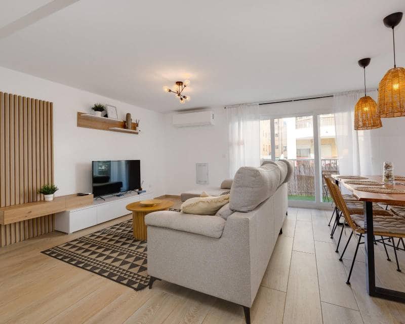 3 makuuhuone Huoneisto myytävänä paikassa Torrevieja - 220 000 € (Ref: 9996246)