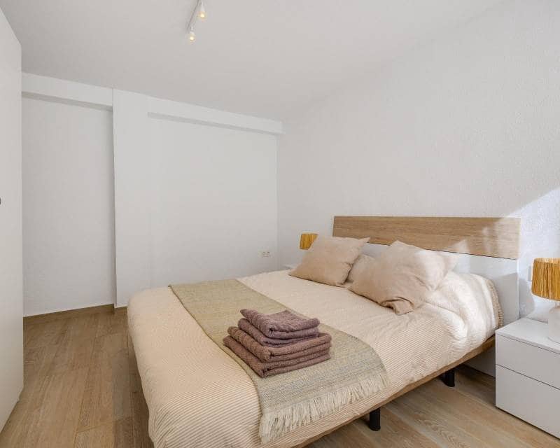 3 makuuhuone Huoneisto myytävänä paikassa Torrevieja - 220 000 € (Ref: 9996246)