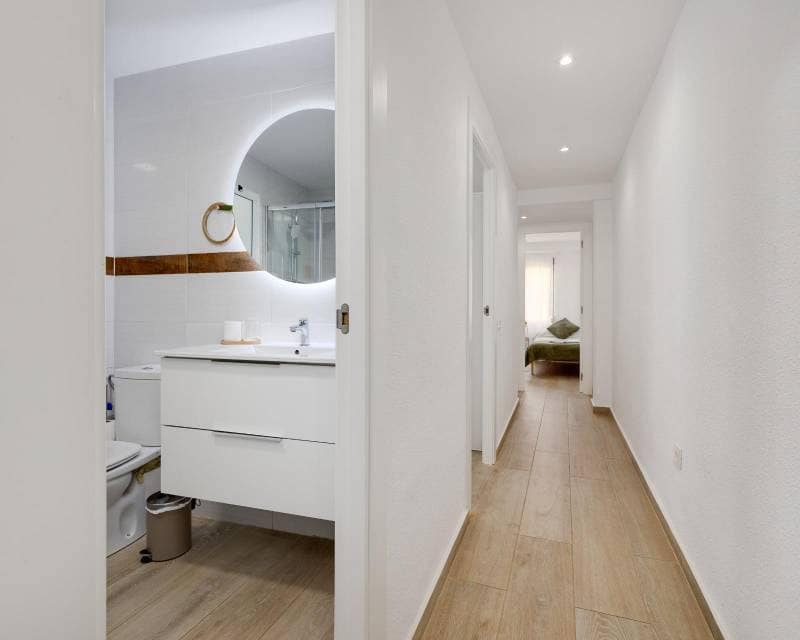 3 makuuhuone Huoneisto myytävänä paikassa Torrevieja - 220 000 € (Ref: 9996246)