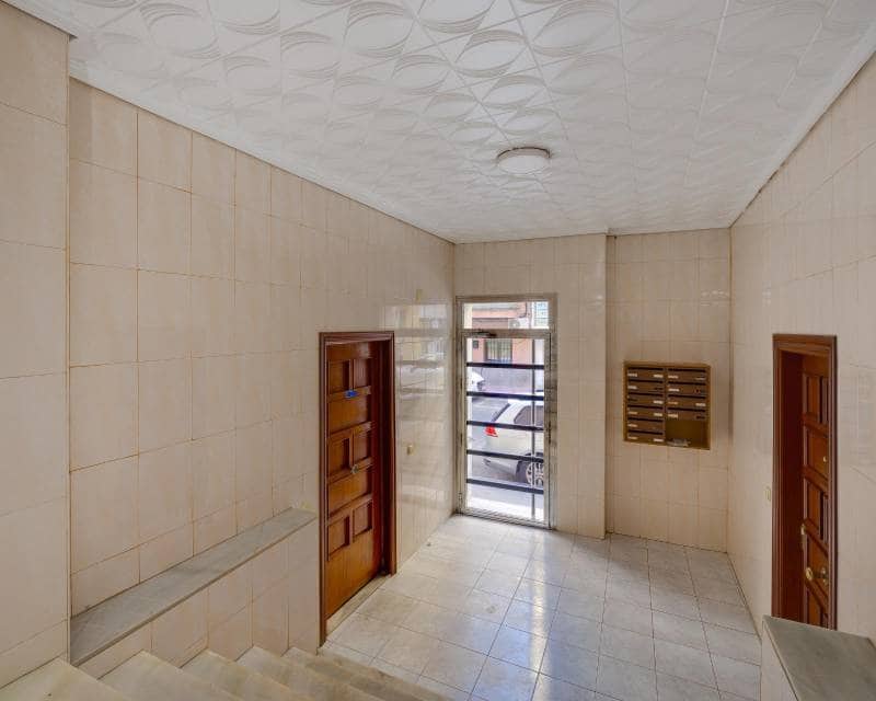 3 makuuhuone Huoneisto myytävänä paikassa Torrevieja - 220 000 € (Ref: 9996246)