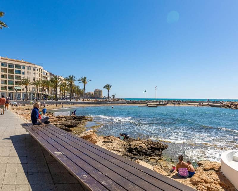 3 makuuhuone Huoneisto myytävänä paikassa Torrevieja - 220 000 € (Ref: 9996246)